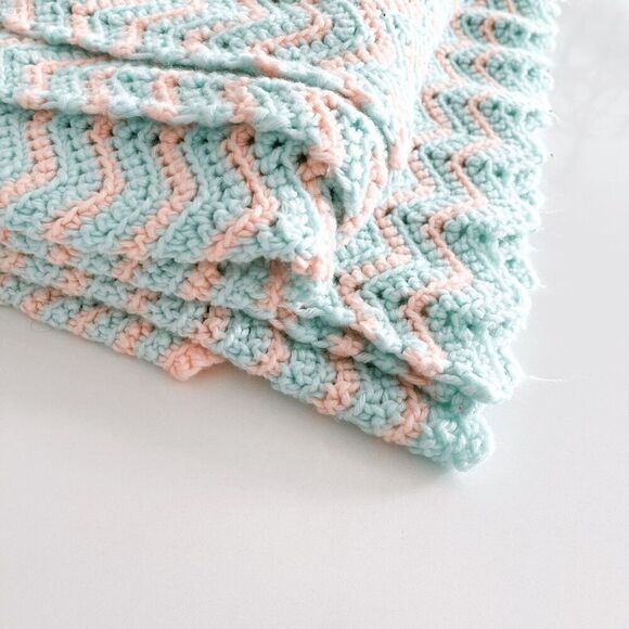 Granny Blanket Throw Crochet Knit Striped Pastel Bue/Green Peach Size 46.5x79 - Picture 6 of 11